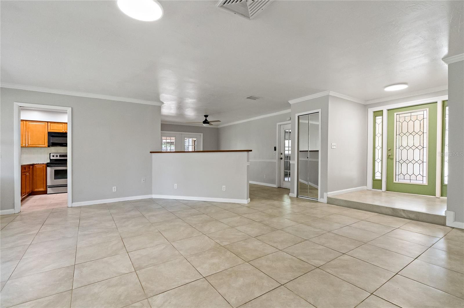 Image 11 of 47 For 2911 Wycombe Way