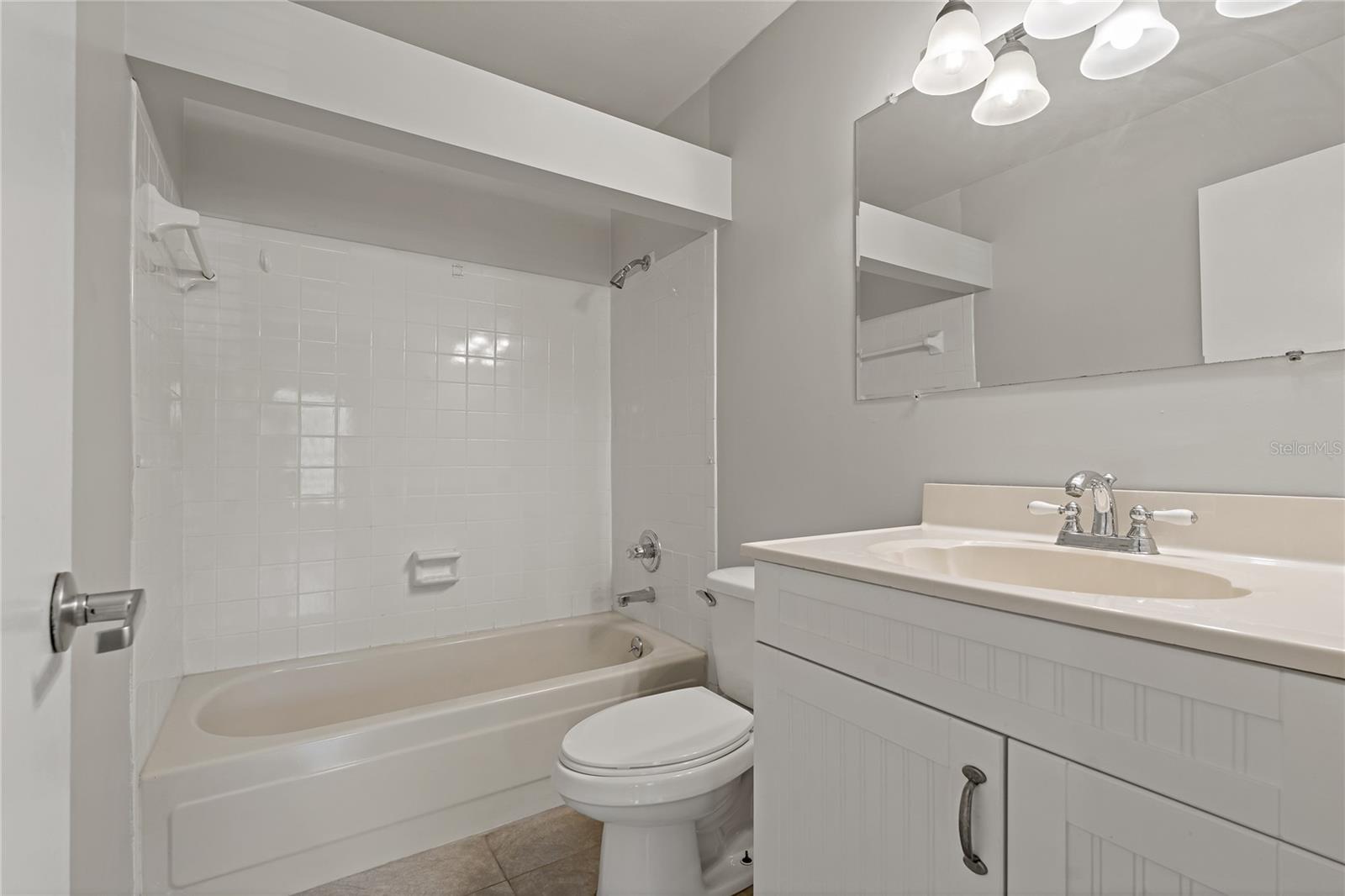 Image 17 of 47 For 2911 Wycombe Way