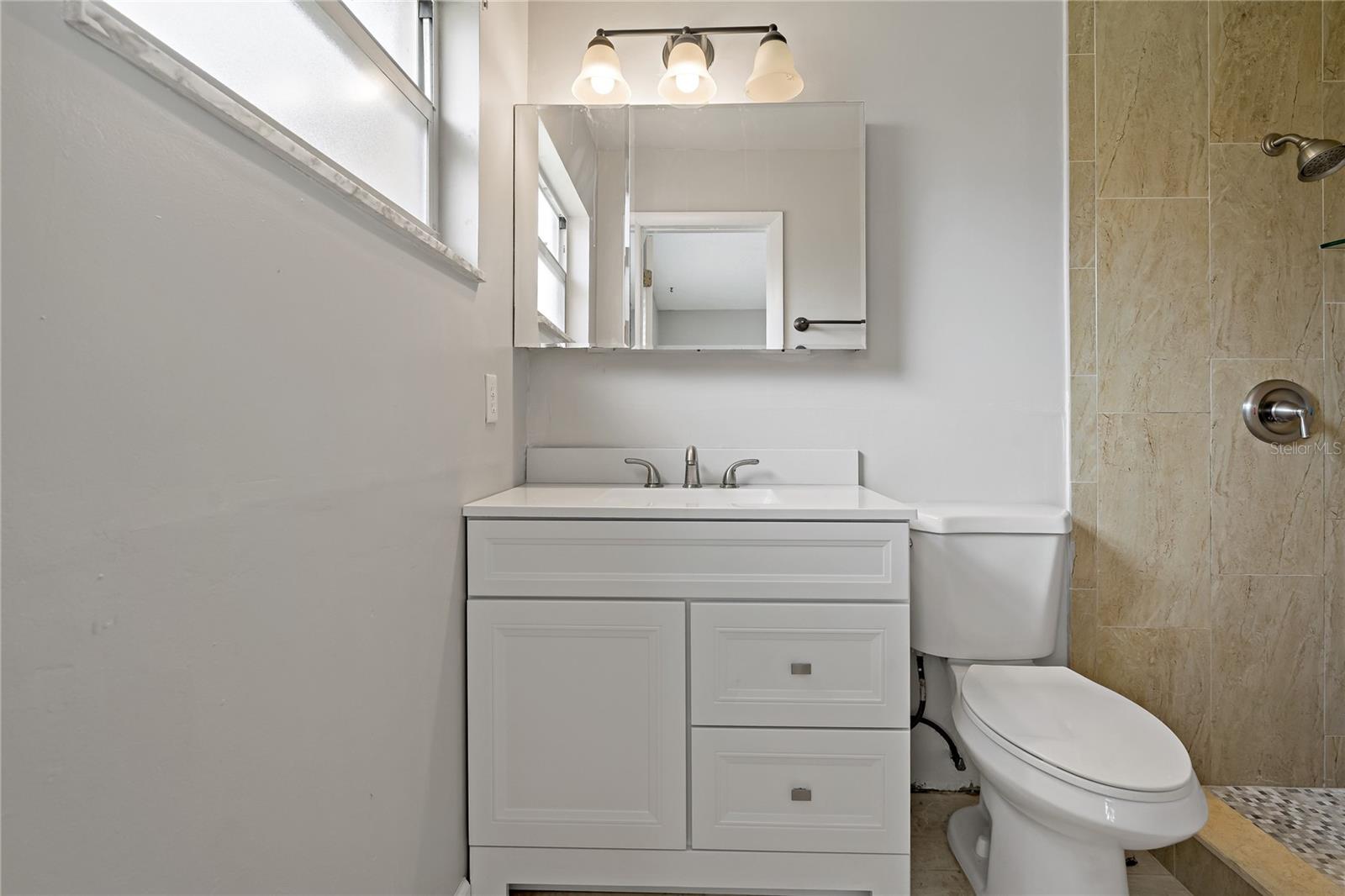 Image 22 of 47 For 2911 Wycombe Way