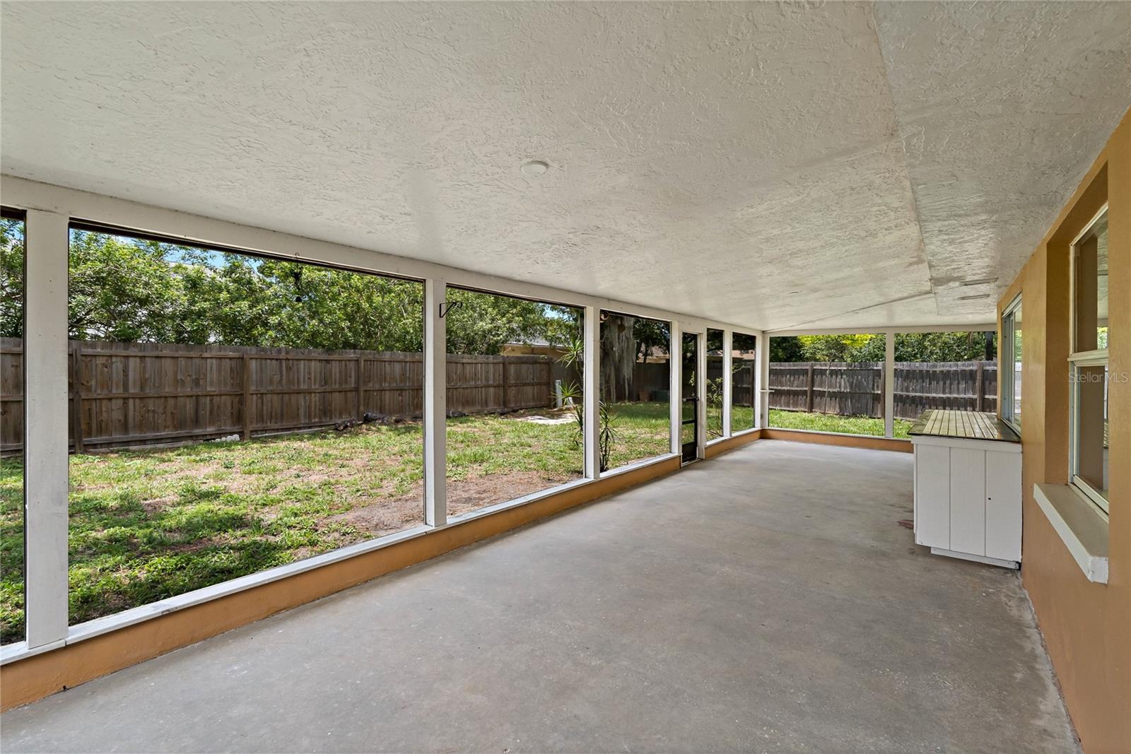 Image 29 of 47 For 2911 Wycombe Way