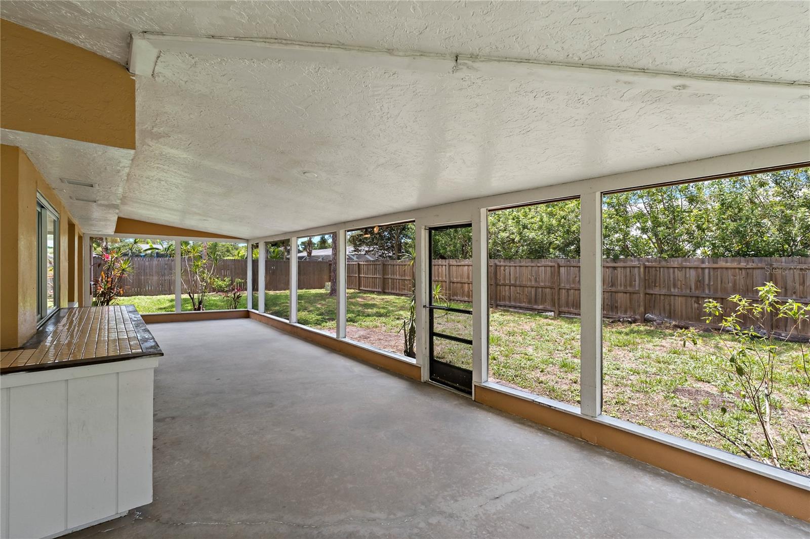 Image 31 of 47 For 2911 Wycombe Way
