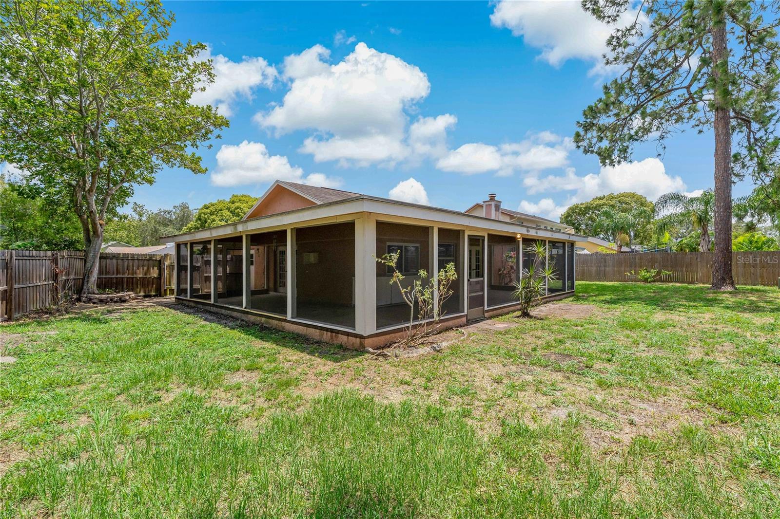 Image 7 of 47 For 2911 Wycombe Way