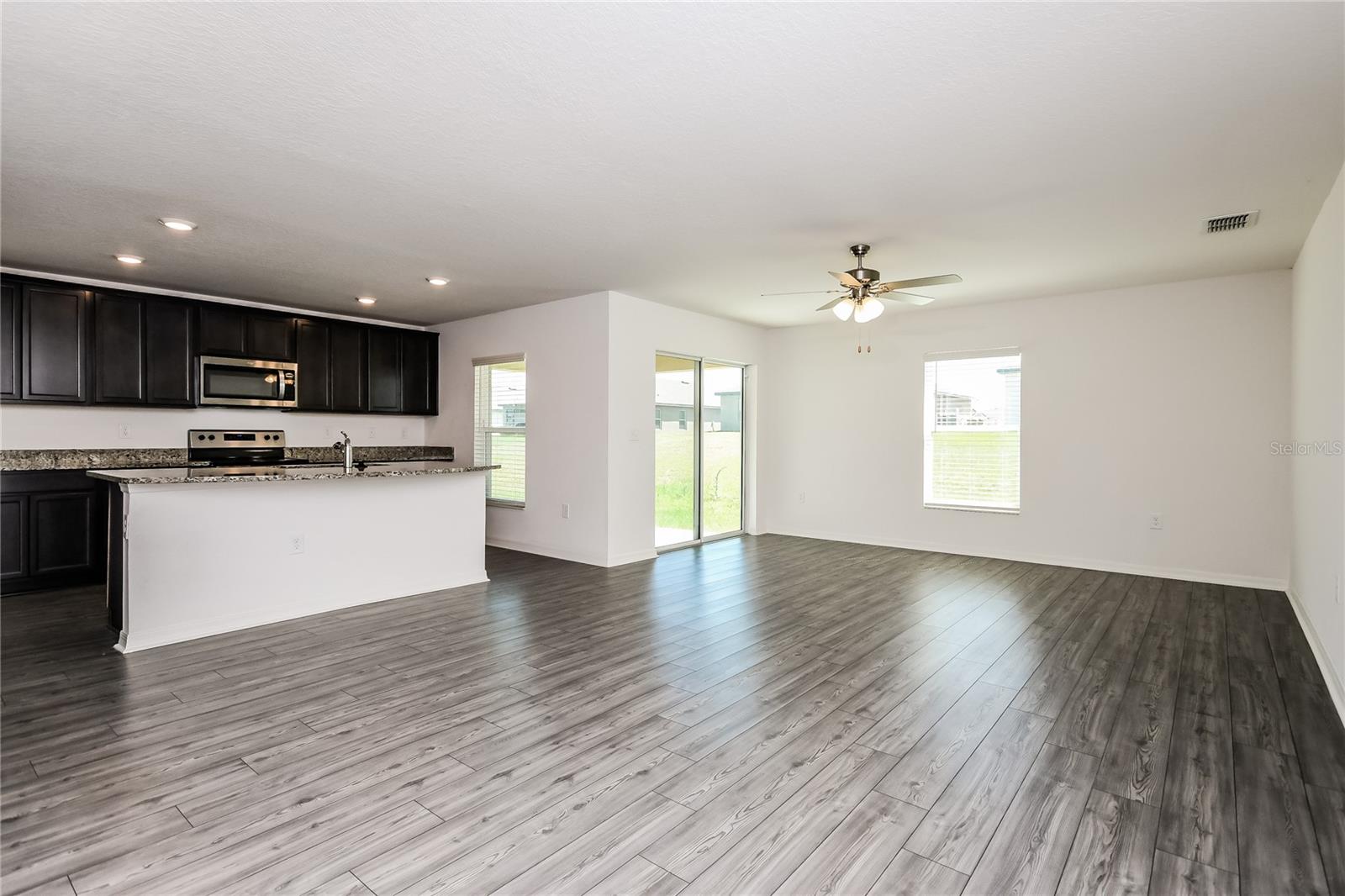 Image 3 of 9 For 1375 Swan Lake Circle