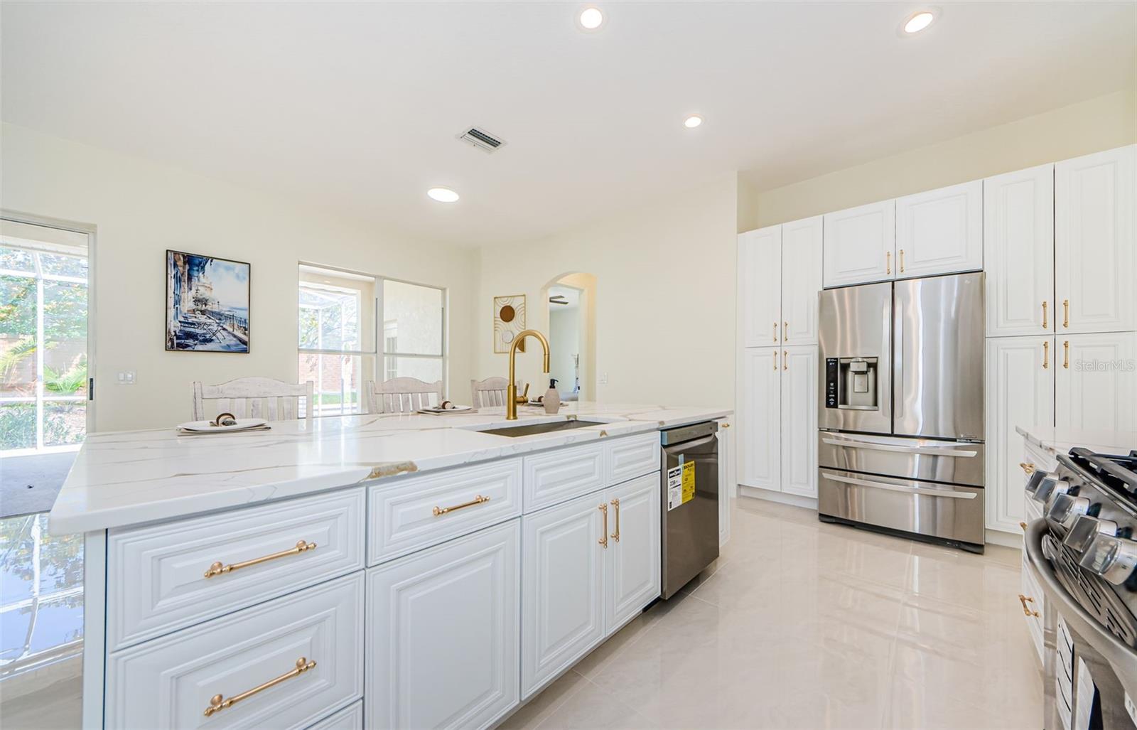 Listing photo id 16 for 8604 Herons Cove Place
