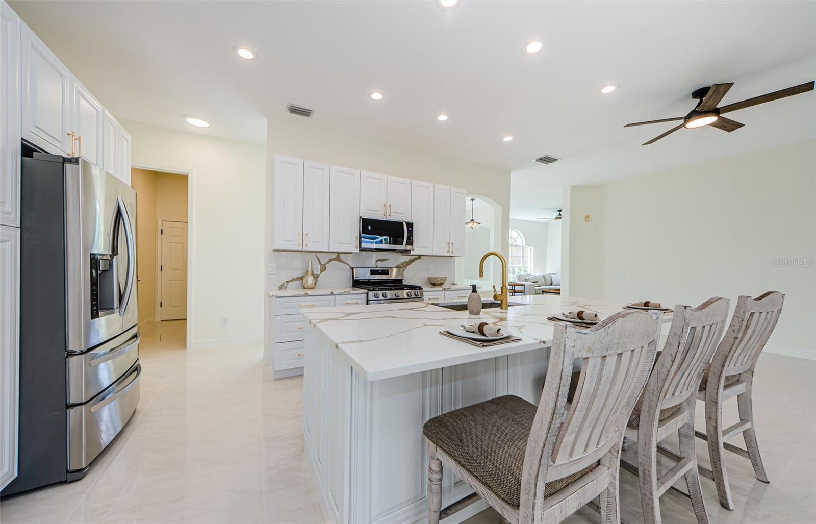 Listing photo id 21 for 8604 Herons Cove Place