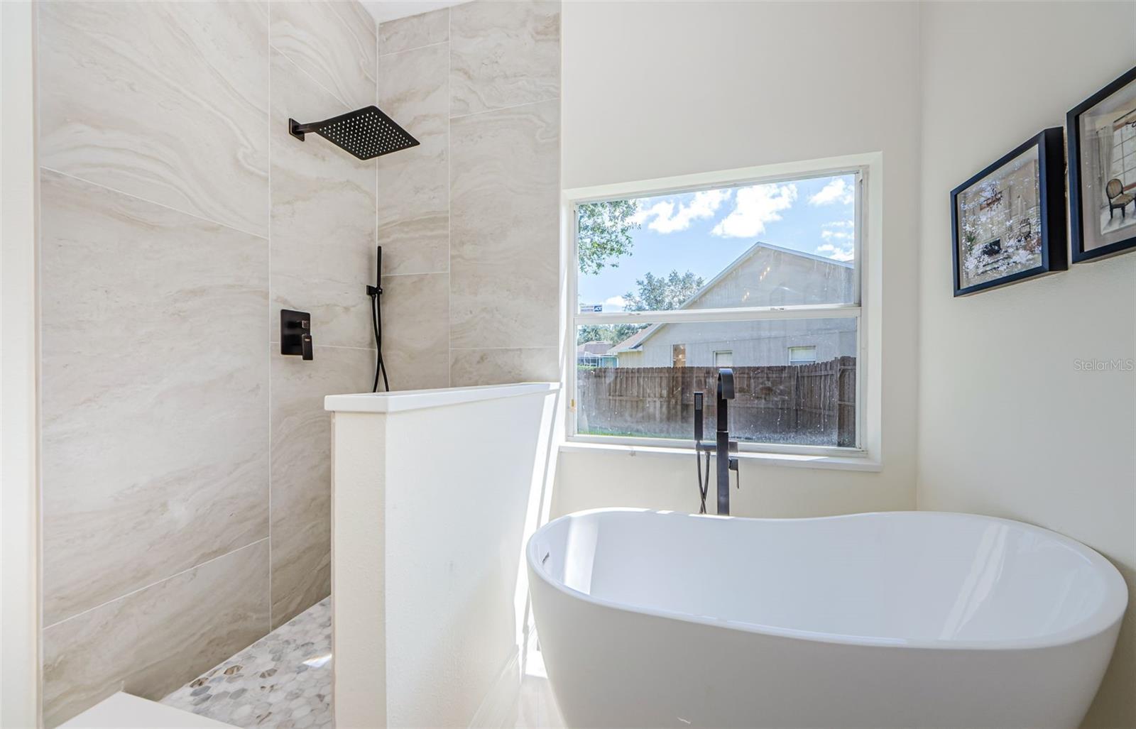 Listing photo id 31 for 8604 Herons Cove Place
