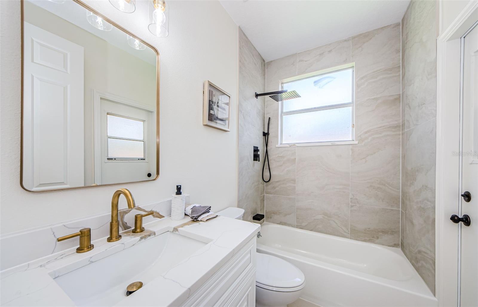 Listing photo id 36 for 8604 Herons Cove Place