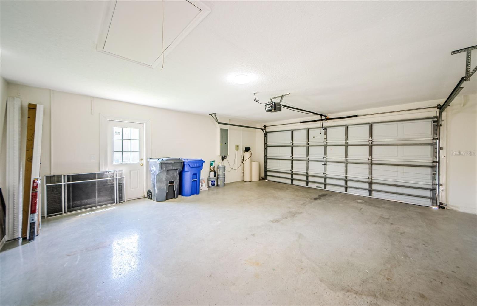 Listing photo id 38 for 8604 Herons Cove Place