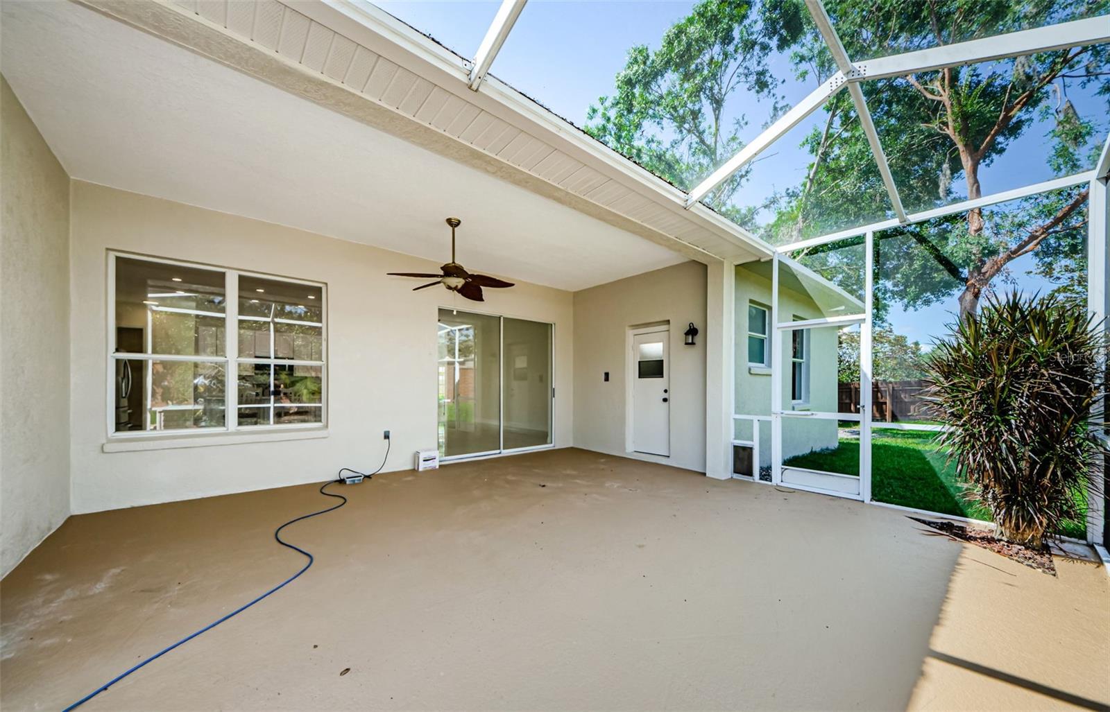Listing photo id 39 for 8604 Herons Cove Place