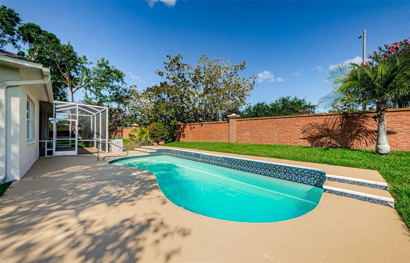 Listing photo id 43 for 8604 Herons Cove Place