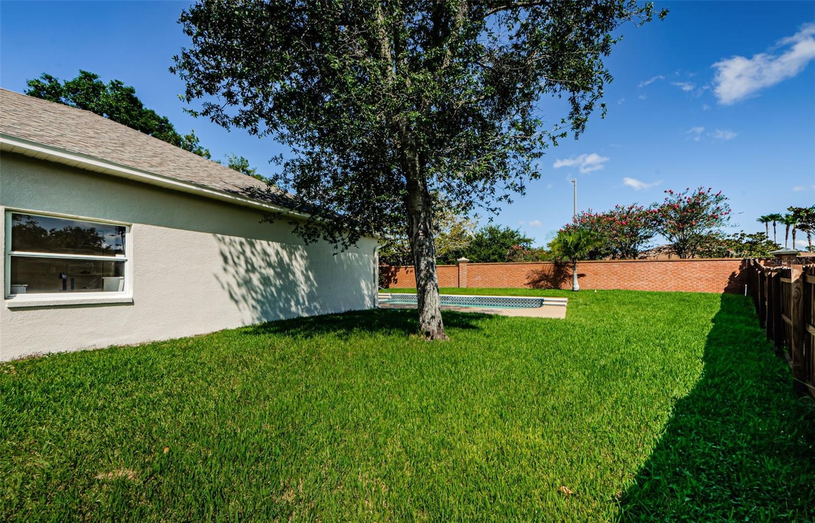 Listing photo id 48 for 8604 Herons Cove Place