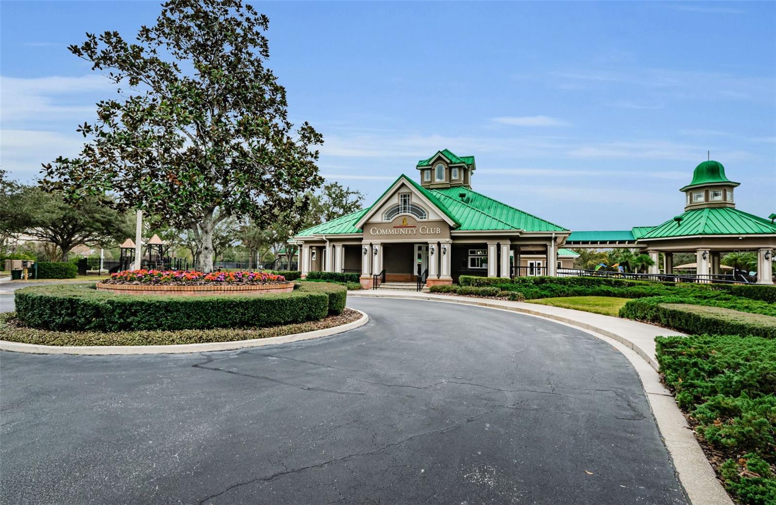 Listing photo id 51 for 8604 Herons Cove Place