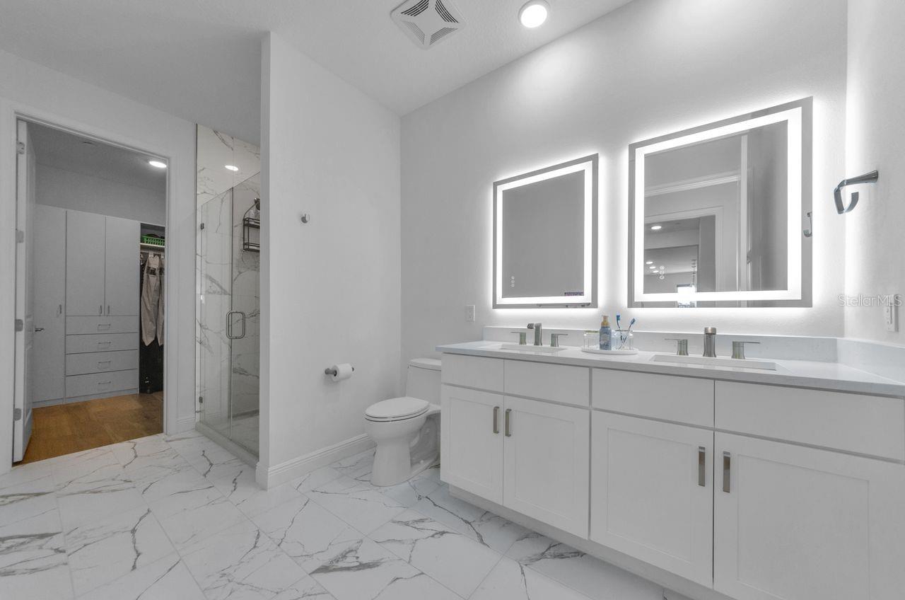 Image 21 of 61 For 600 3rd Avenue S 301