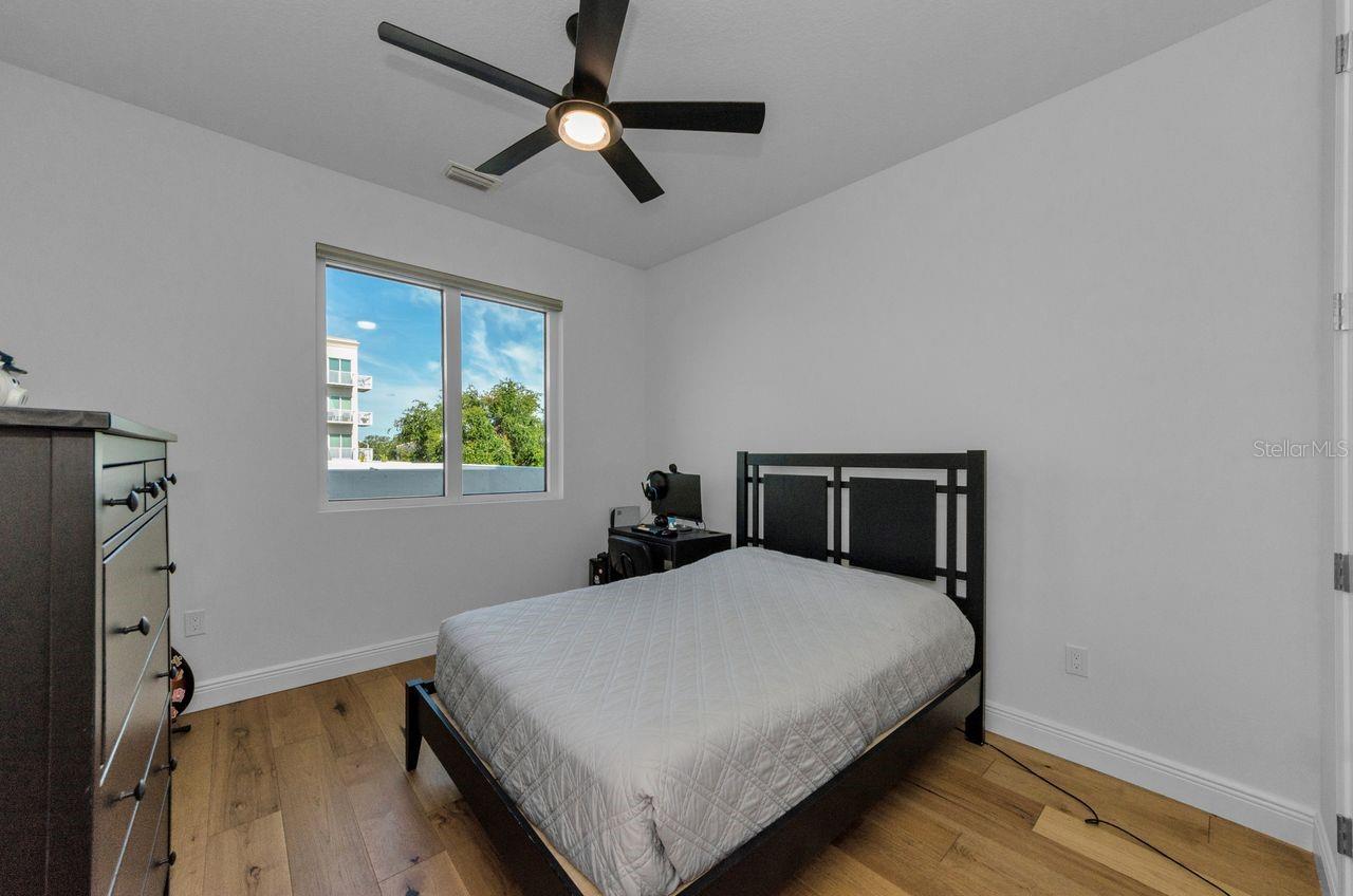 Image 33 of 61 For 600 3rd Avenue S 301