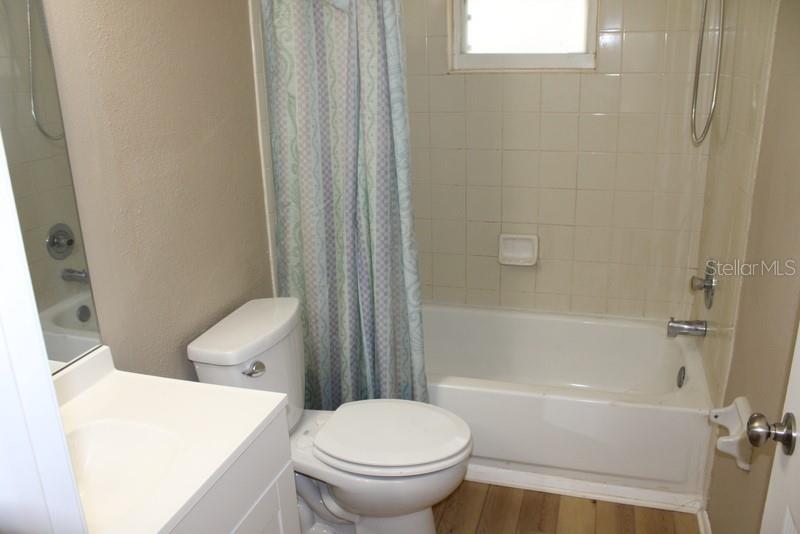 Image 4 of 10 For 208 Wilson Avenue