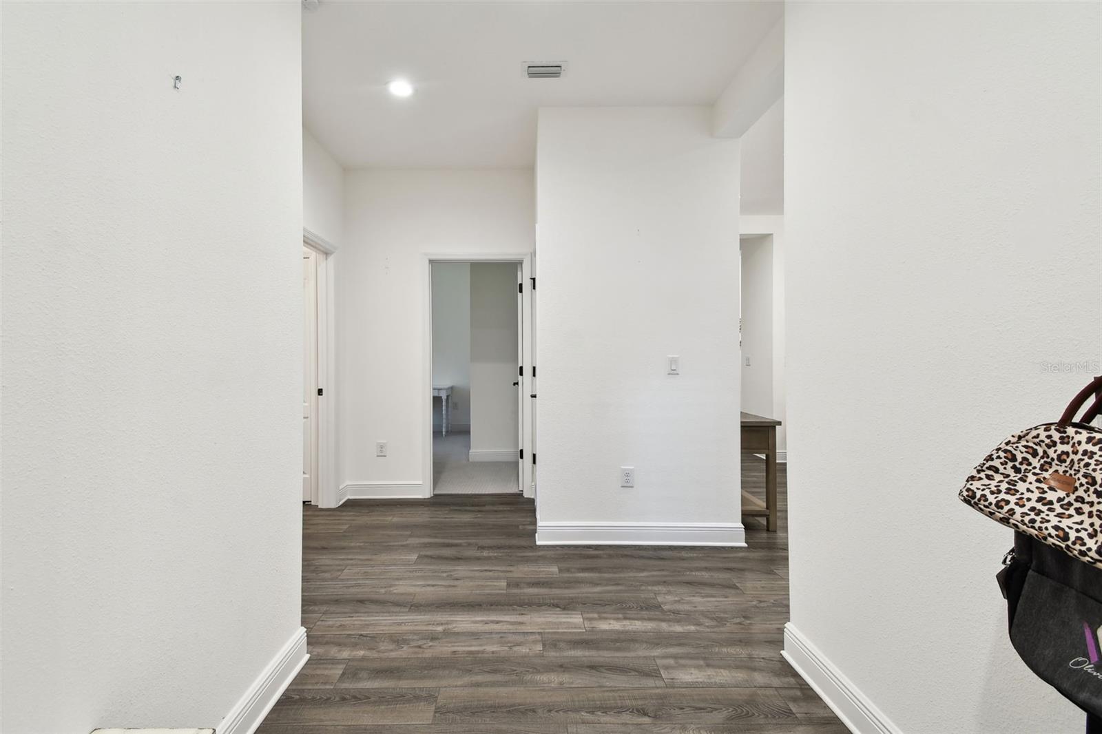 Image 17 of 100 For 3326 Woodmont Drive