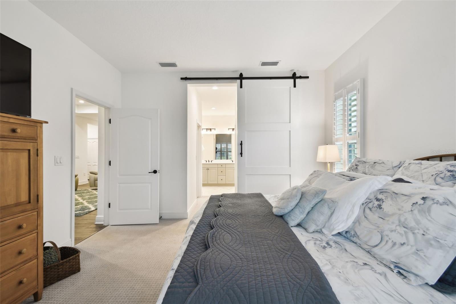 Image 33 of 100 For 3326 Woodmont Drive