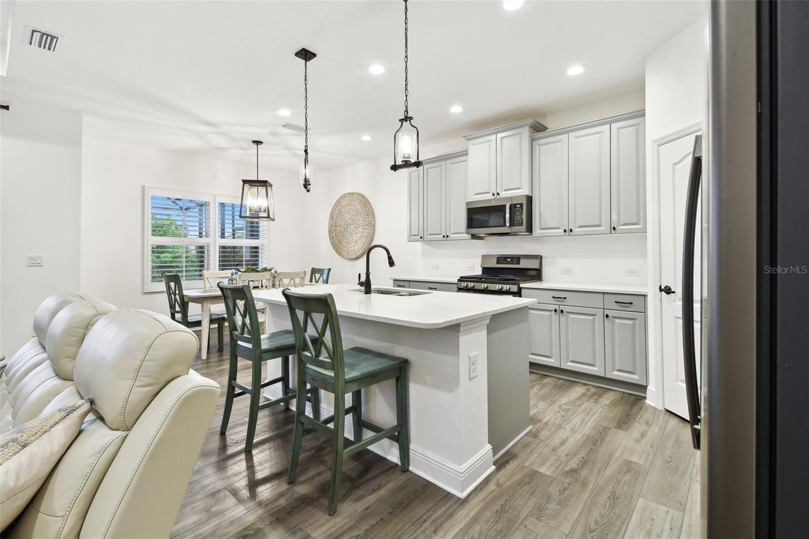 Image 44 of 100 For 3326 Woodmont Drive