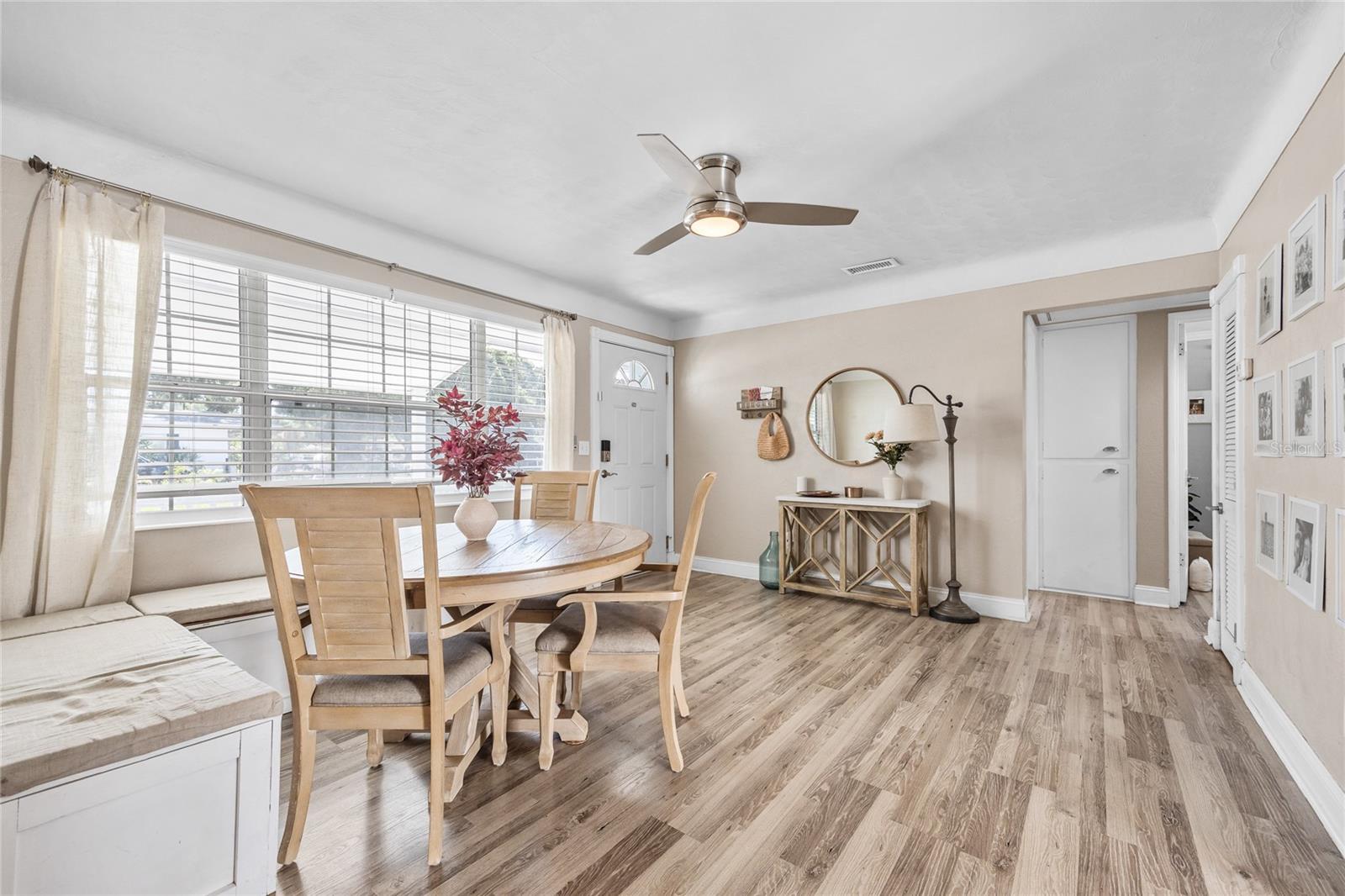 Image 16 of 39 For 400 53rd Street N