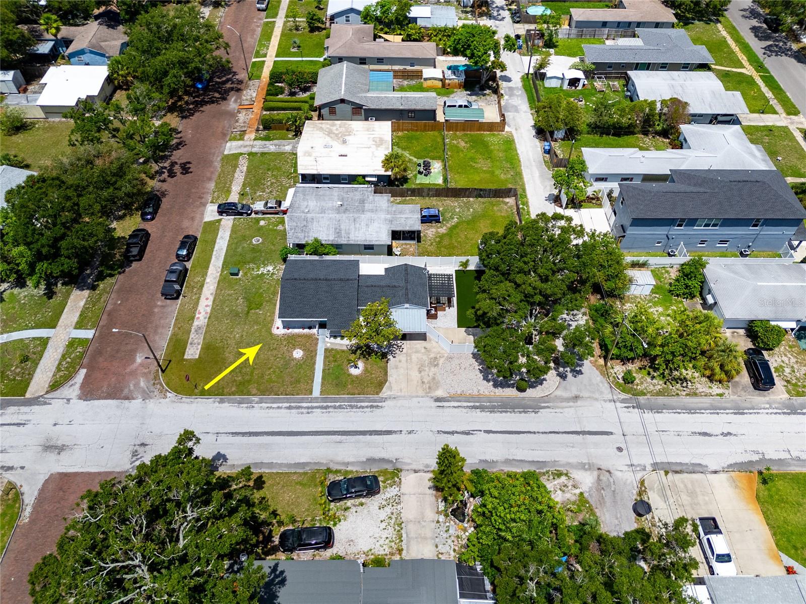 Image 34 of 39 For 400 53rd Street N