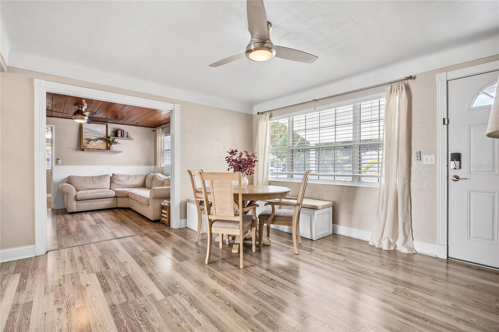Image 7 of 39 For 400 53rd Street N