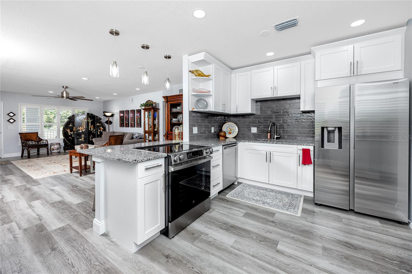 Image 20 of 54 For 2430 Florentine Way 40