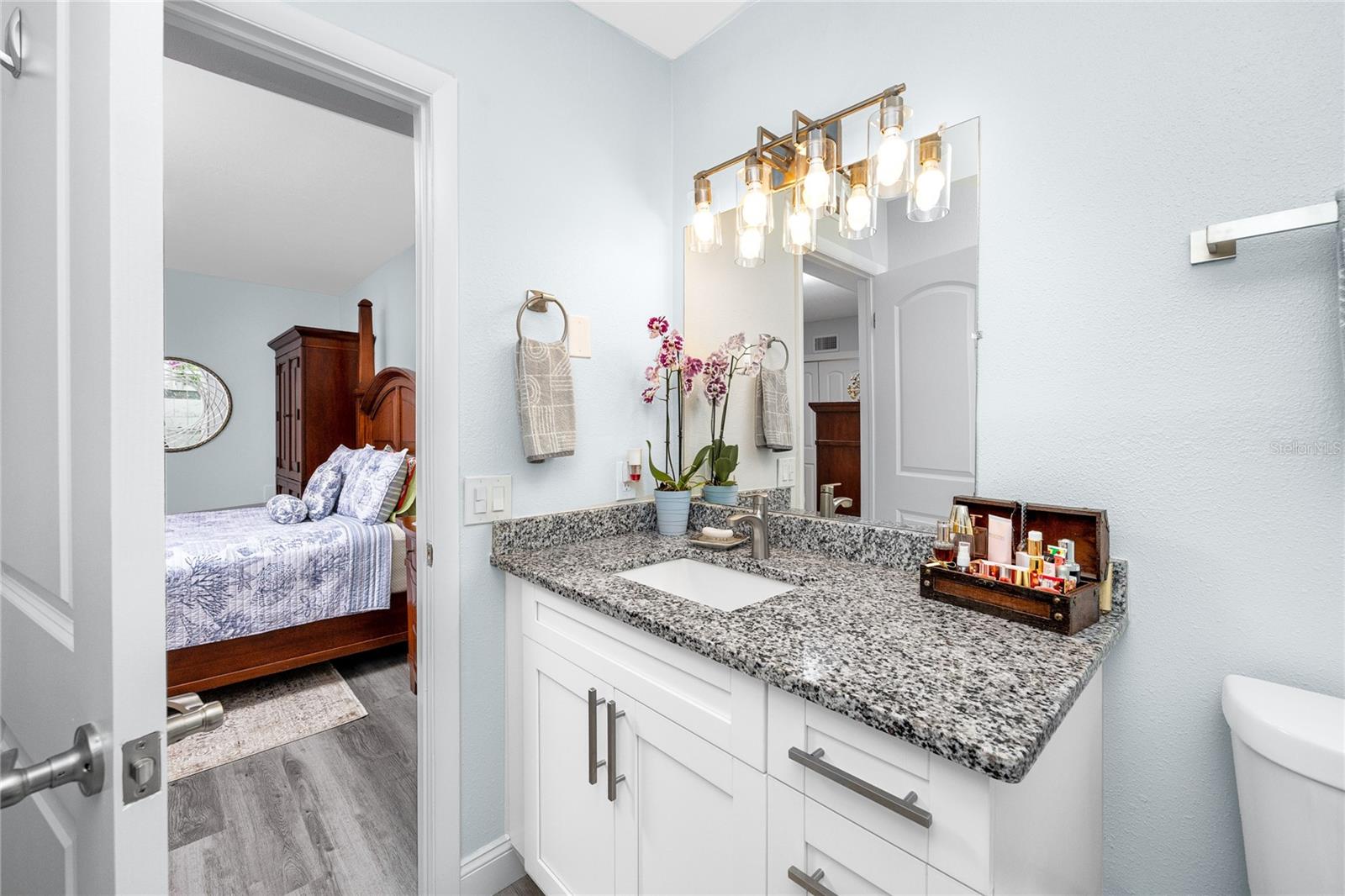 Image 29 of 54 For 2430 Florentine Way 40