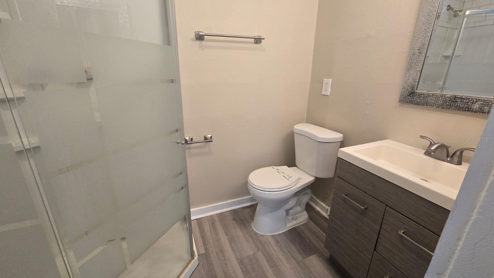Image 10 of 12 For 1514 Crest Avenue