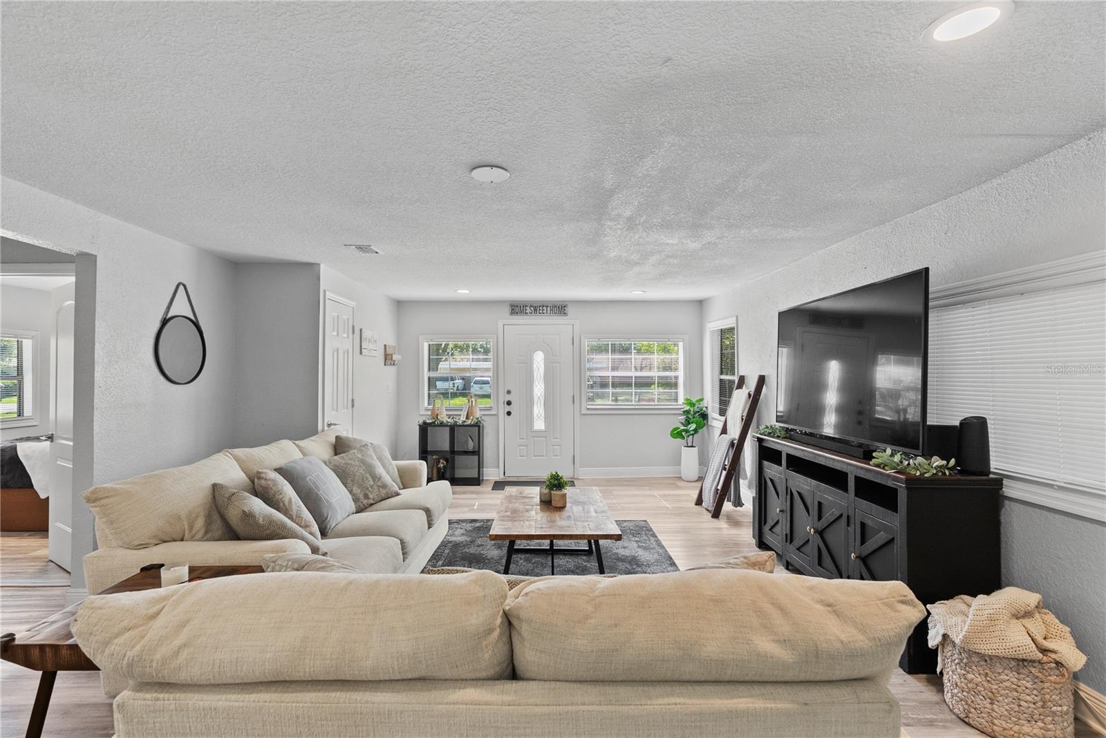 Image 6 of 28 For 4460 67th Street N