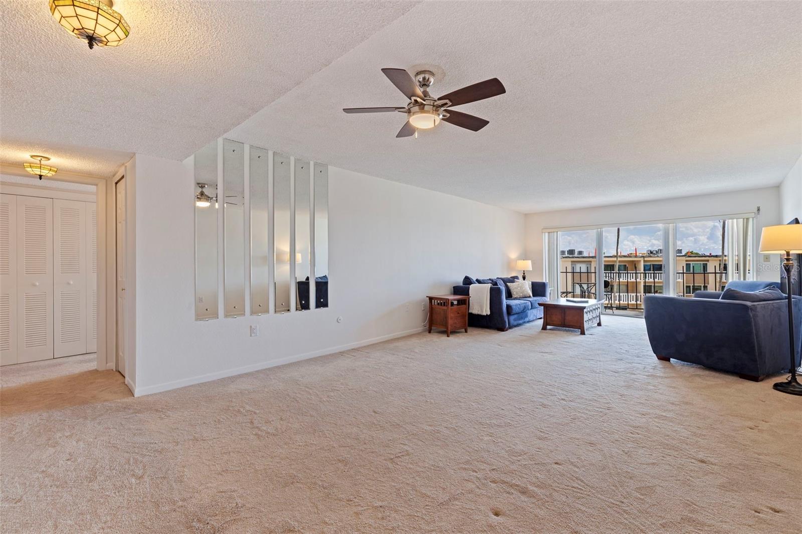 Image 11 of 57 For 1120 Shore Drive Ne 503