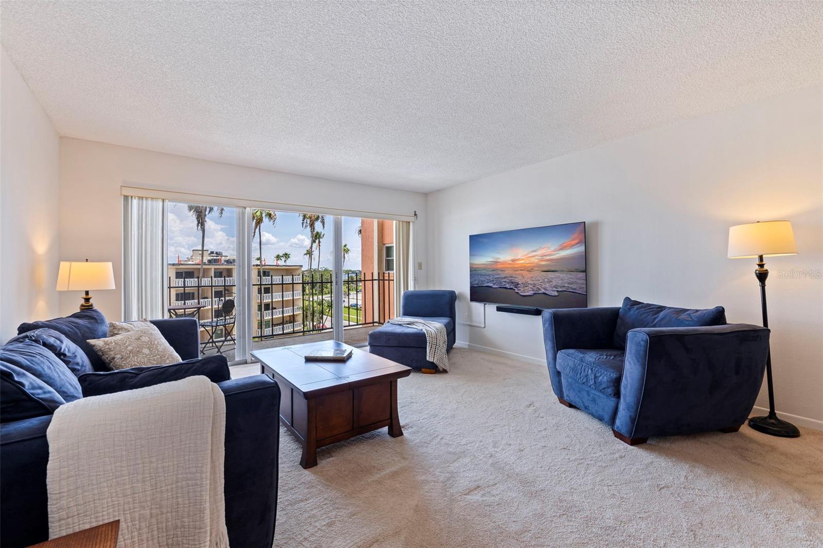 Image 14 of 57 For 1120 Shore Drive Ne 503