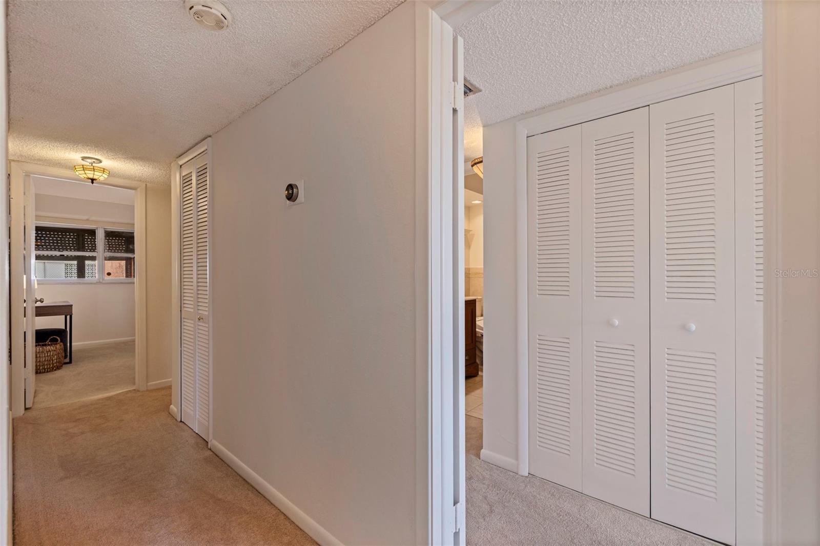 Image 36 of 57 For 1120 Shore Drive Ne 503