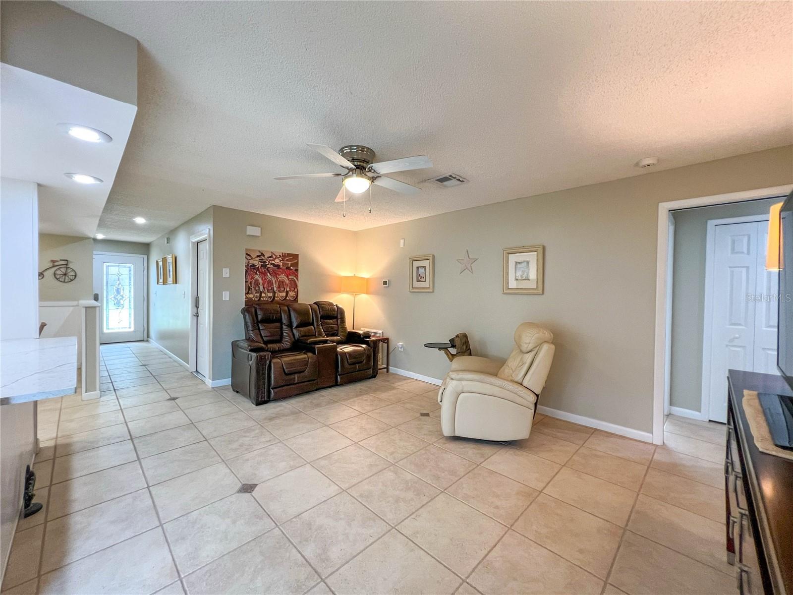 Image 25 of 62 For 9951 121st Street