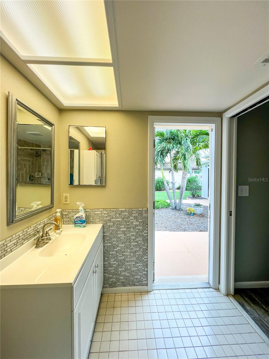 Image 33 of 62 For 9951 121st Street