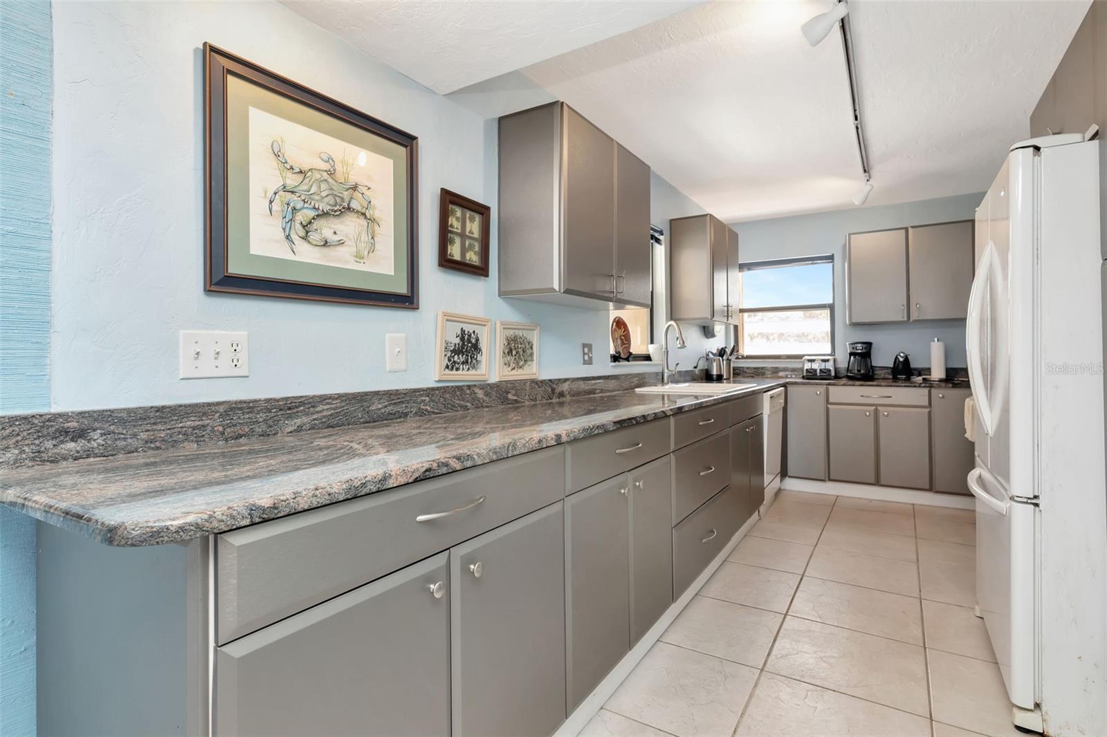Image 8 of 18 For 7893 Sailboat Key Boulevard S 304