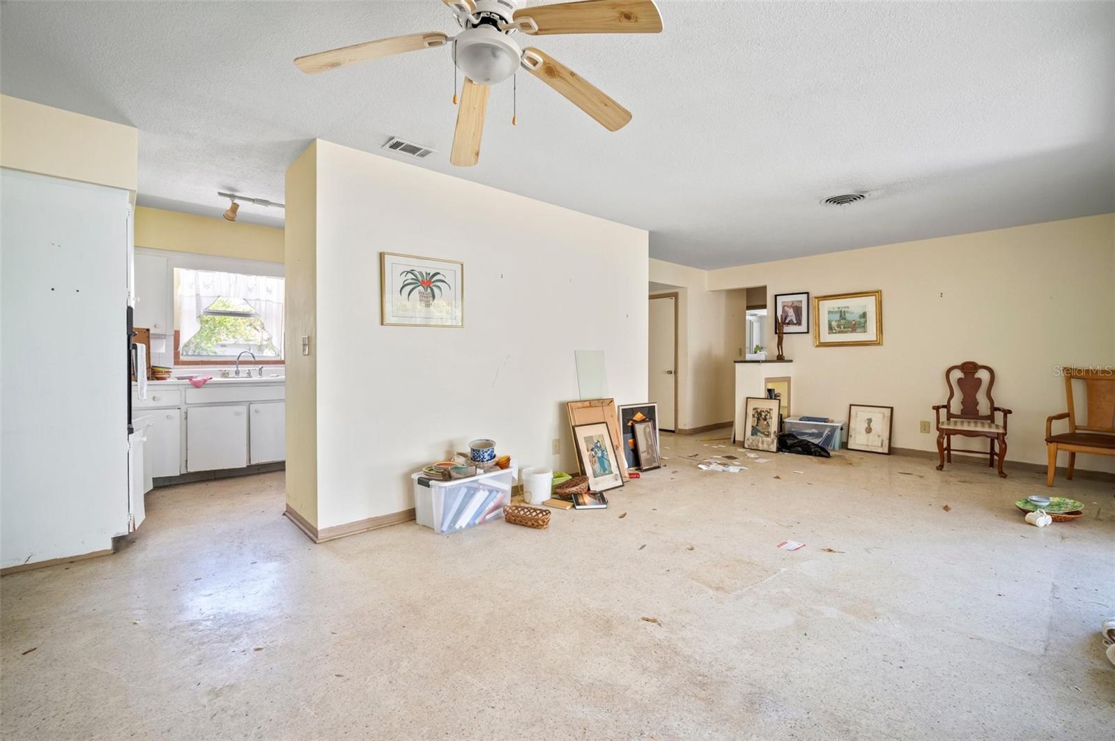 Image 14 of 51 For 2502 Tropical Shores Drive Se