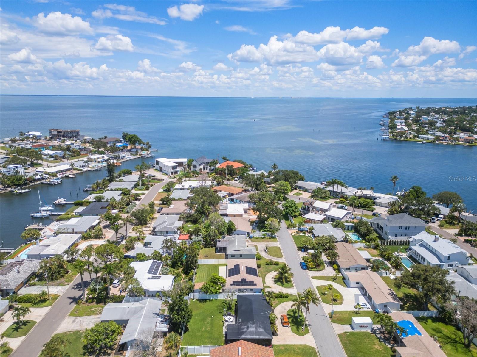 Image 2 of 51 For 2502 Tropical Shores Drive Se