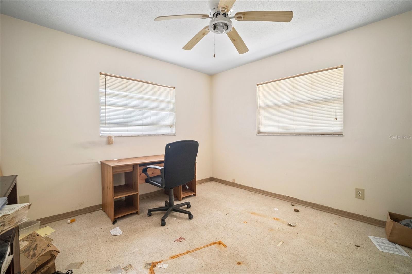 Image 26 of 51 For 2502 Tropical Shores Drive Se