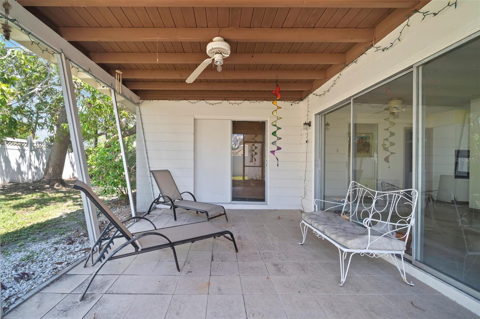 Image 32 of 51 For 2502 Tropical Shores Drive Se