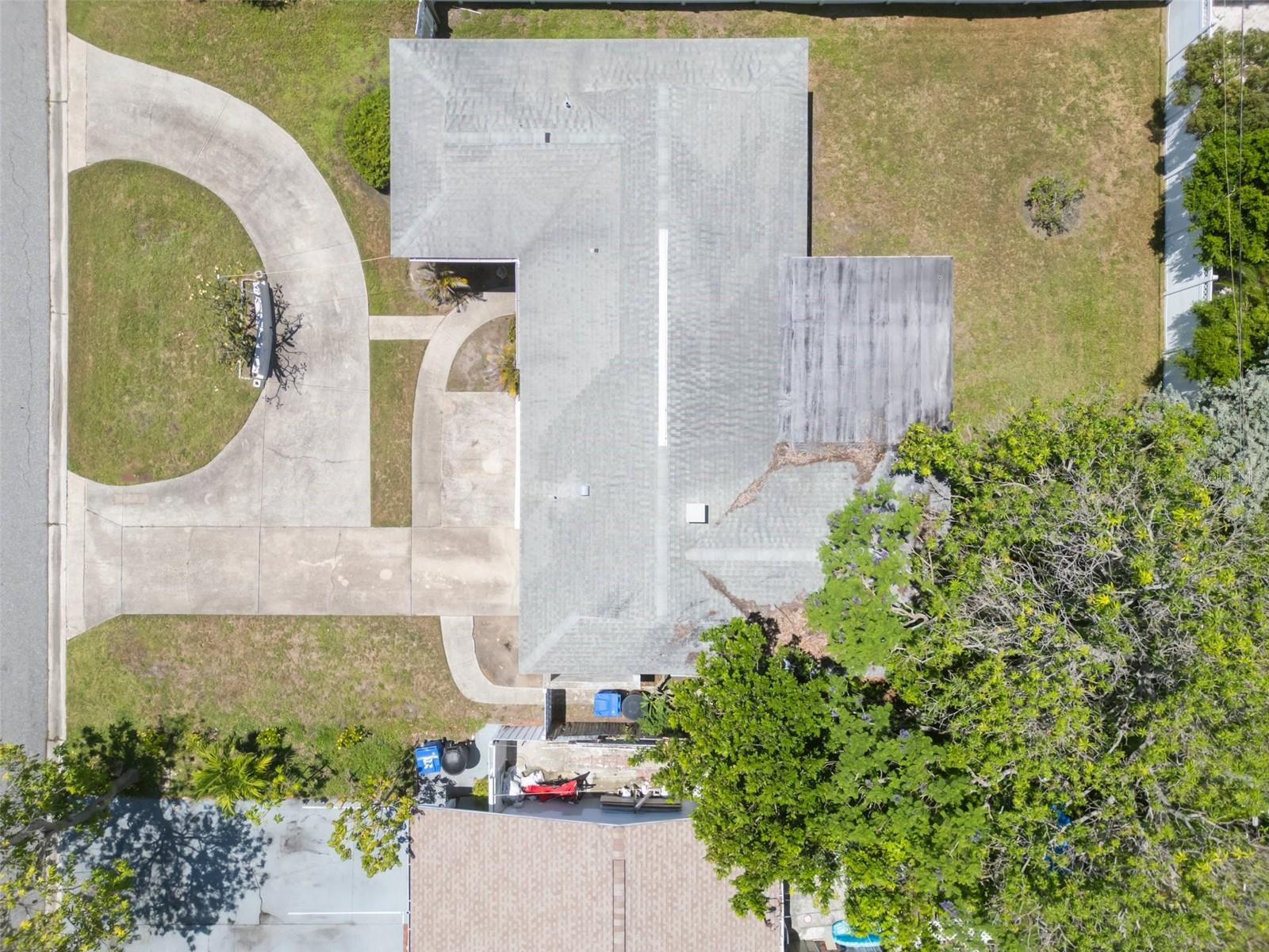 Image 42 of 51 For 2502 Tropical Shores Drive Se