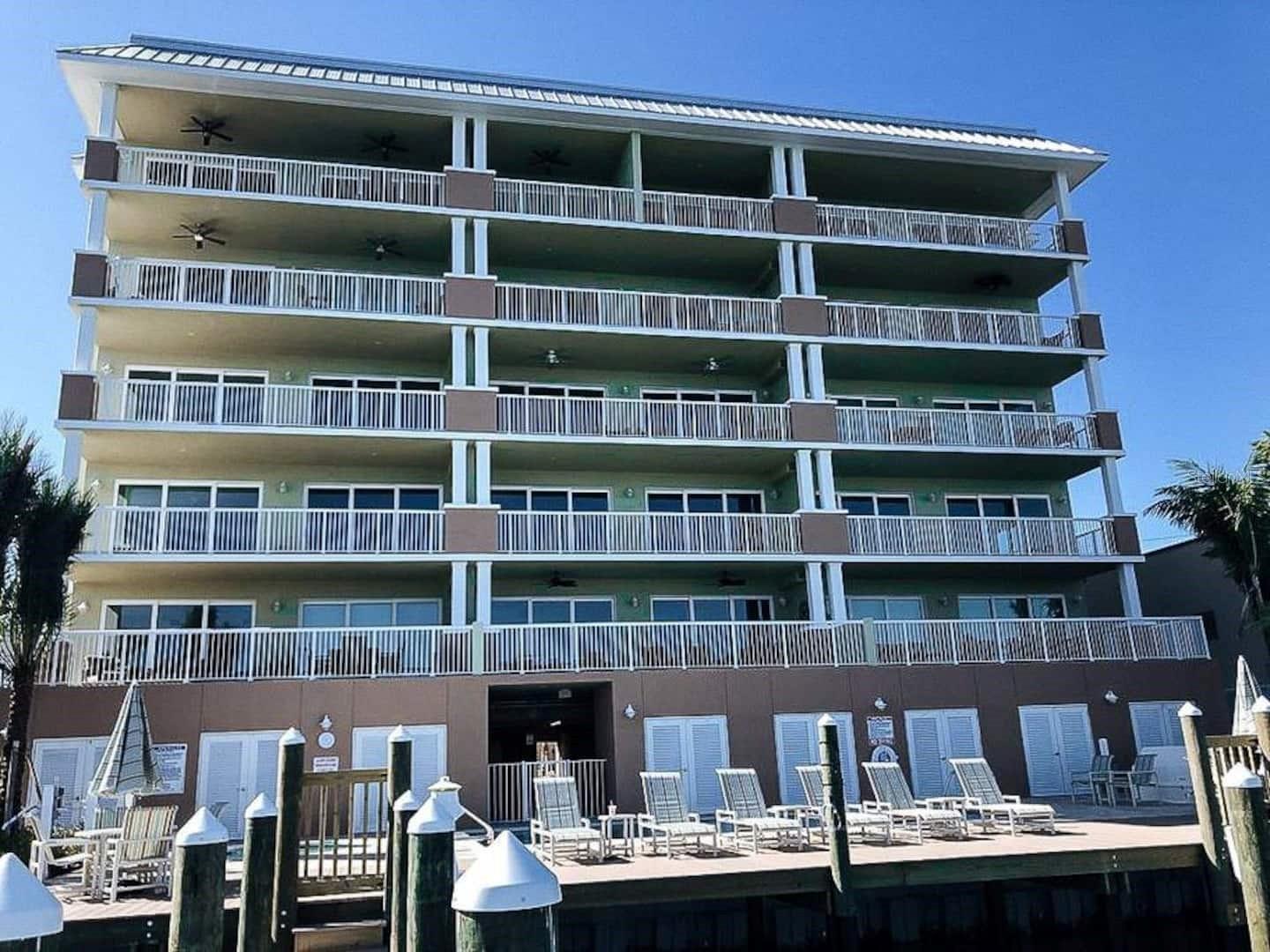 Image 3 of 22 For 706 Bayway Boulevard 502
