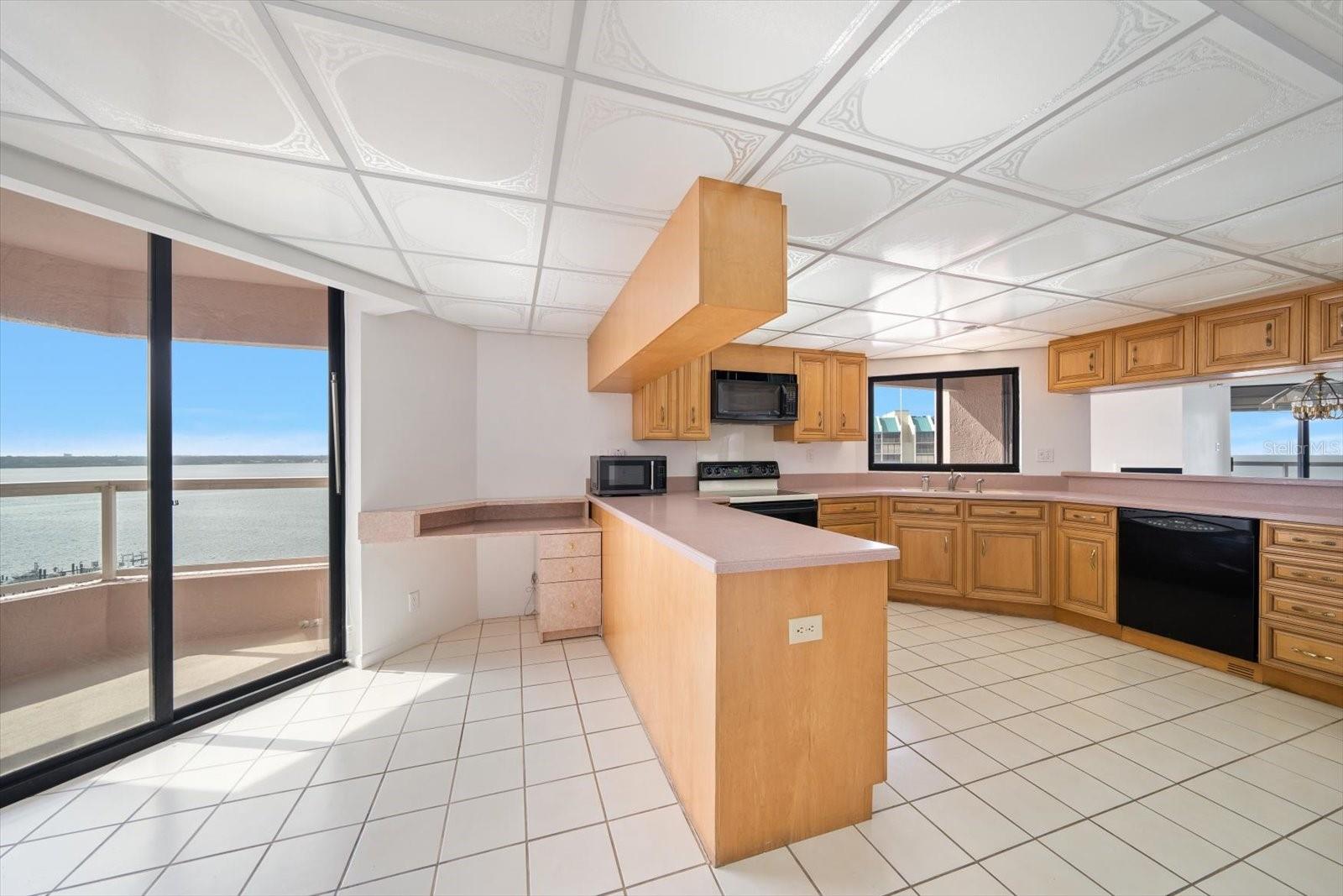 Image 14 of 43 For 1340 Gulf Boulevard 12a
