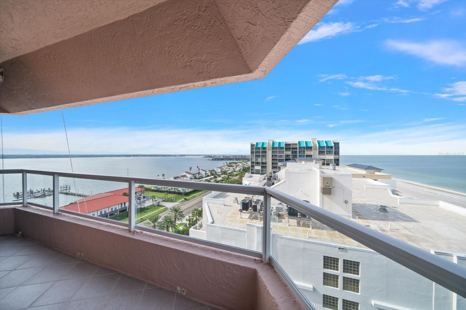 Image 9 of 43 For 1340 Gulf Boulevard 12a