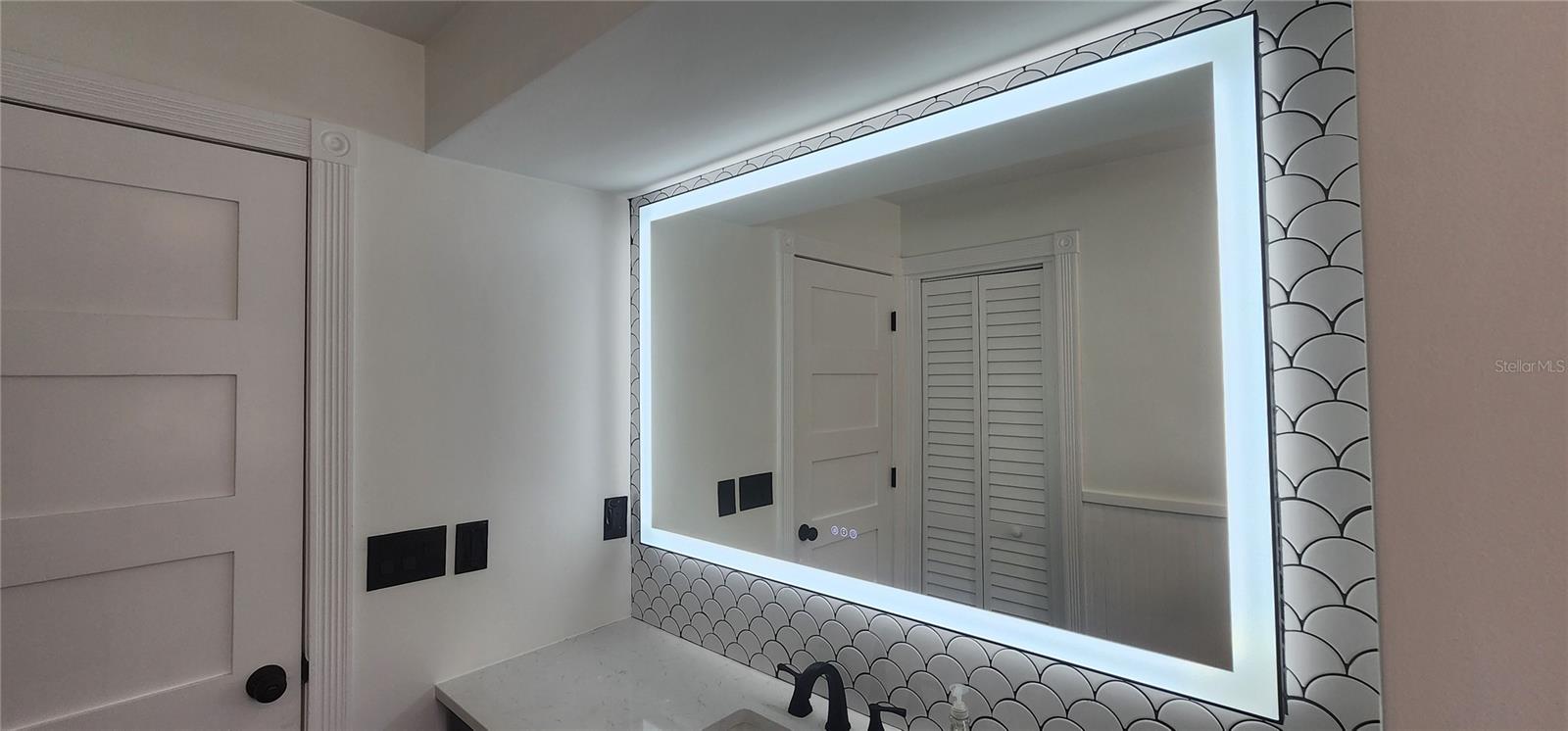 Image 14 of 21 For 1027 Fountainhead Drive
