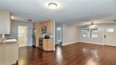 Image 9 of 33 For 39953 Sunburst Drive
