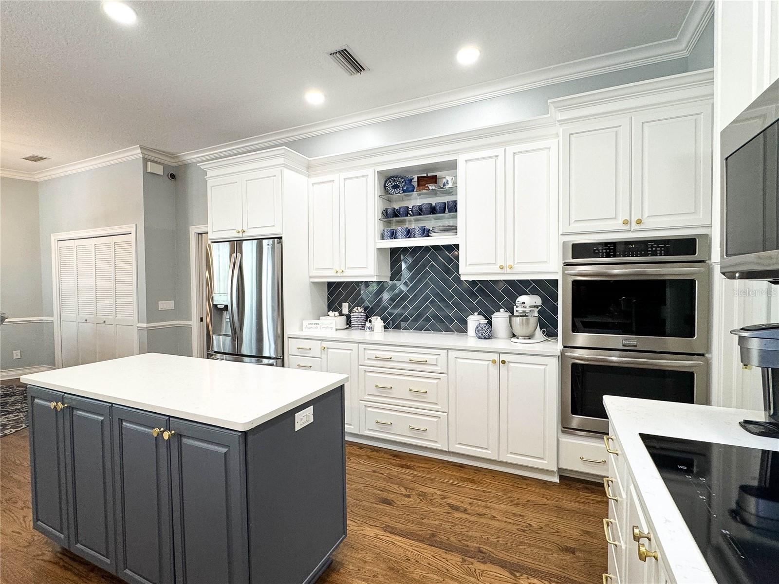 Image 11 of 44 For 11501 Norval Place