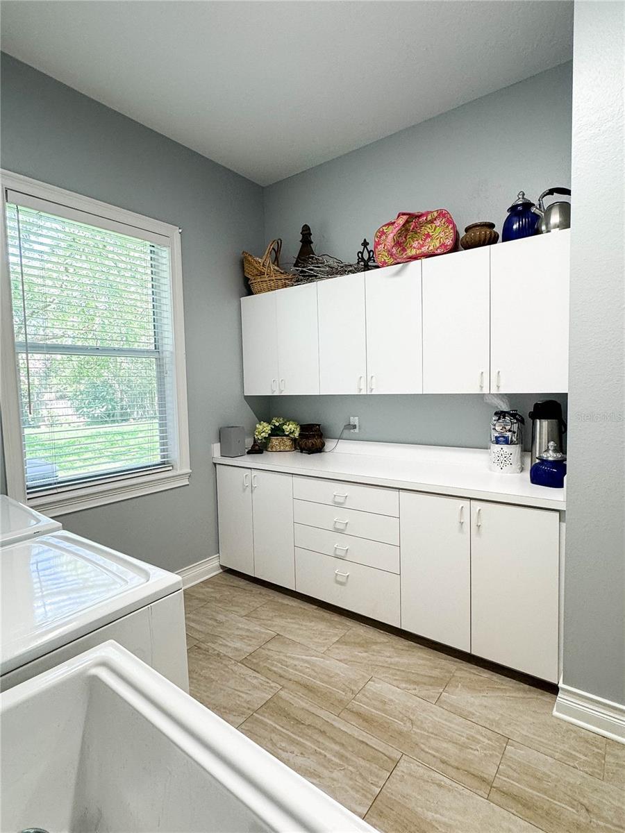Image 18 of 44 For 11501 Norval Place