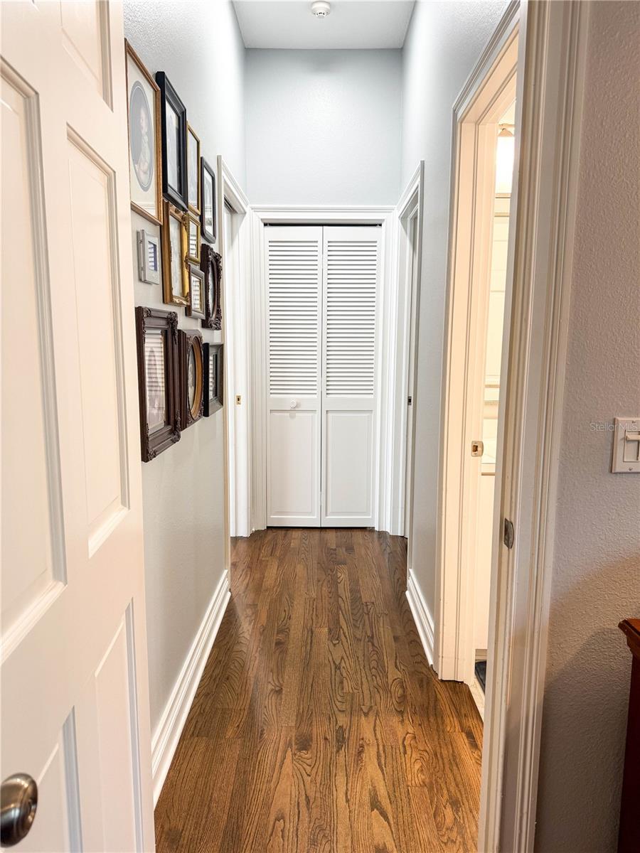 Image 24 of 44 For 11501 Norval Place