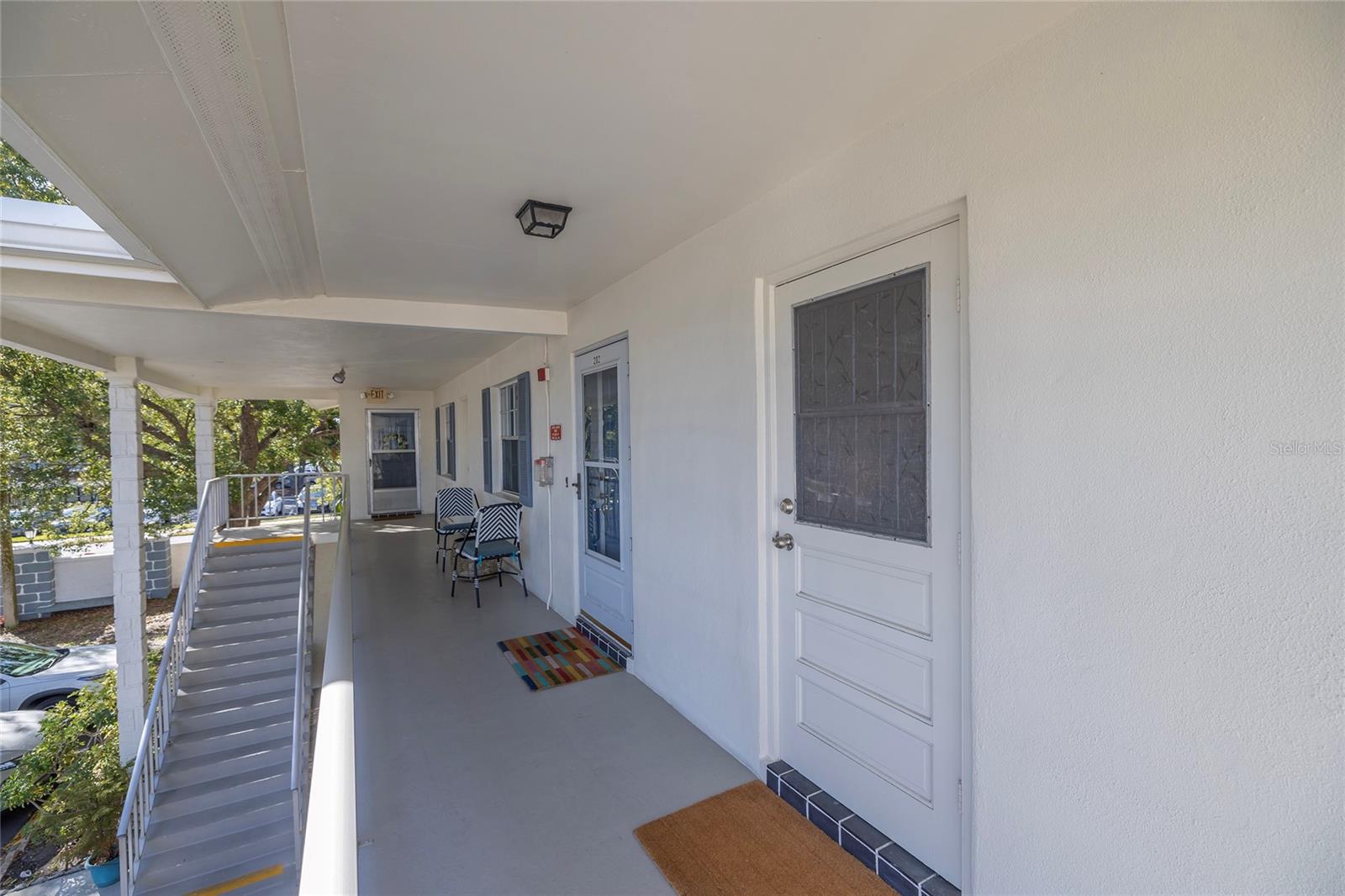 Image 20 of 33 For 500 Glennes Lane 202