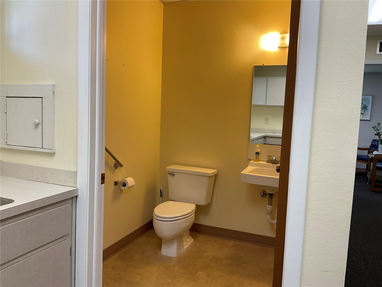 Image 14 of 21 For 1330 Pinehurst Road